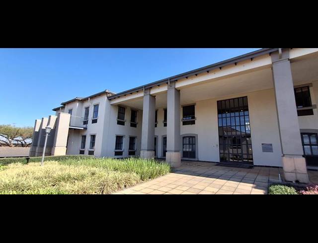 BUSINESS PROPERTY TO RENT IN BRYANSTON